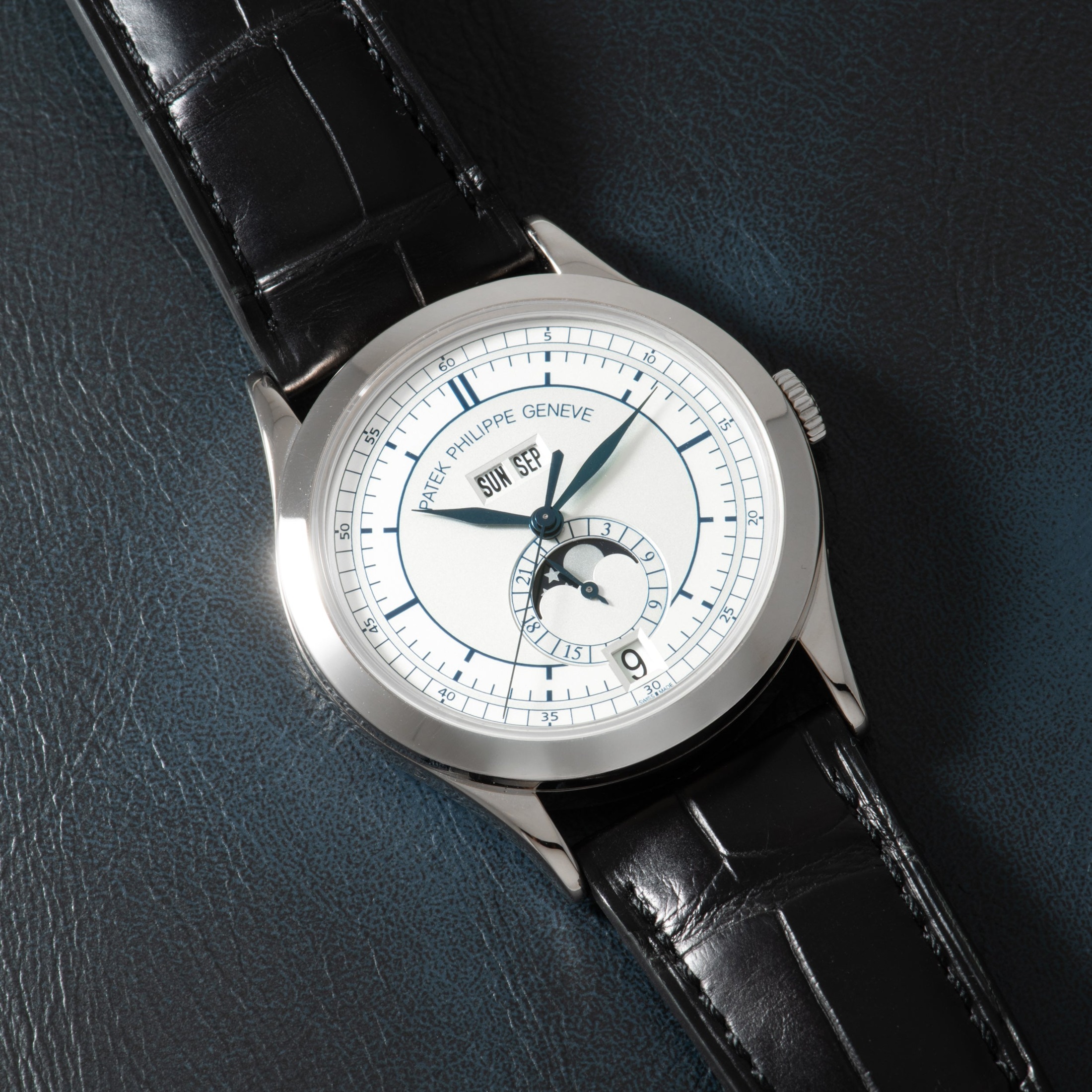 تصویر منبع؛ ساعت Patek Philippe Annual Calendar Ref. 5396G-011