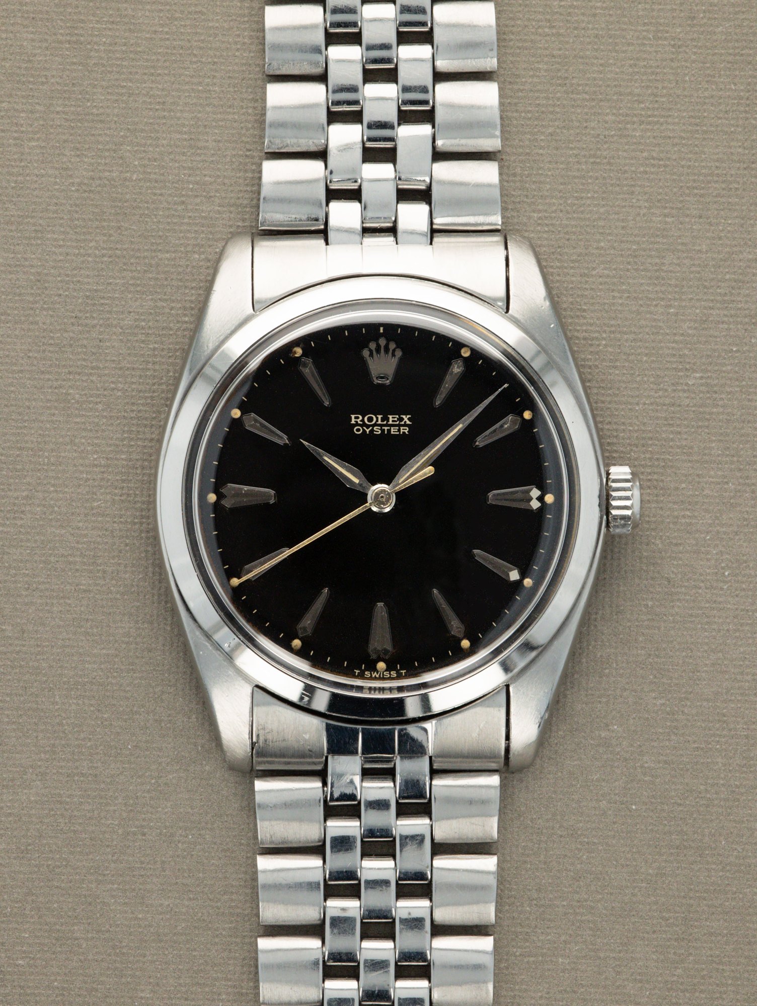 تصویر منبع؛ ساعت مچی Rolex Oyster مدل Jumbo رفرنس 6424 با صفحه مشکی Gilt