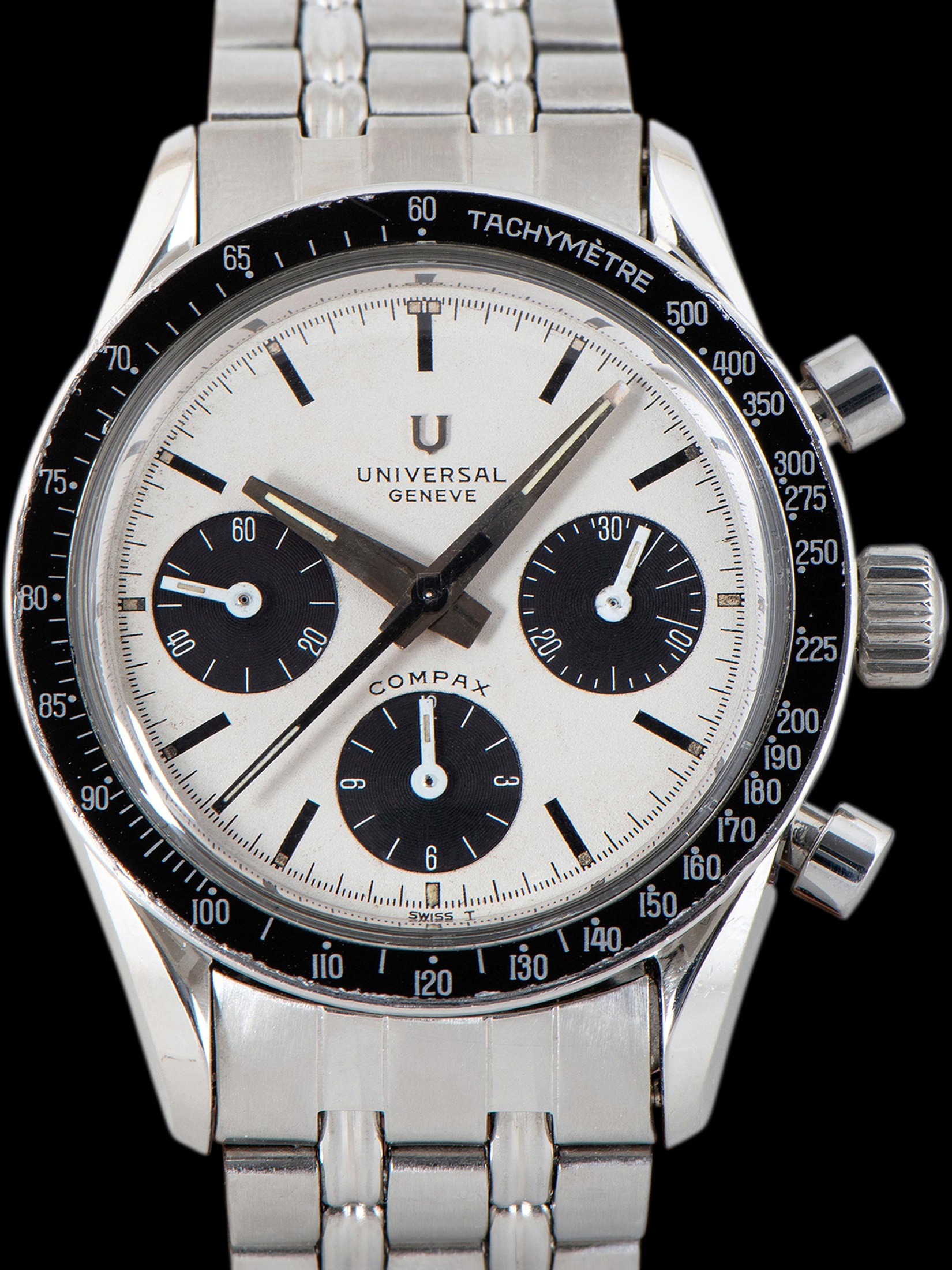 تصویر منبع؛ ساعت مچی Universal Geneve Compax مدل Nina Rindt (Ref. 885103/02) محصول ۱۹۶۷