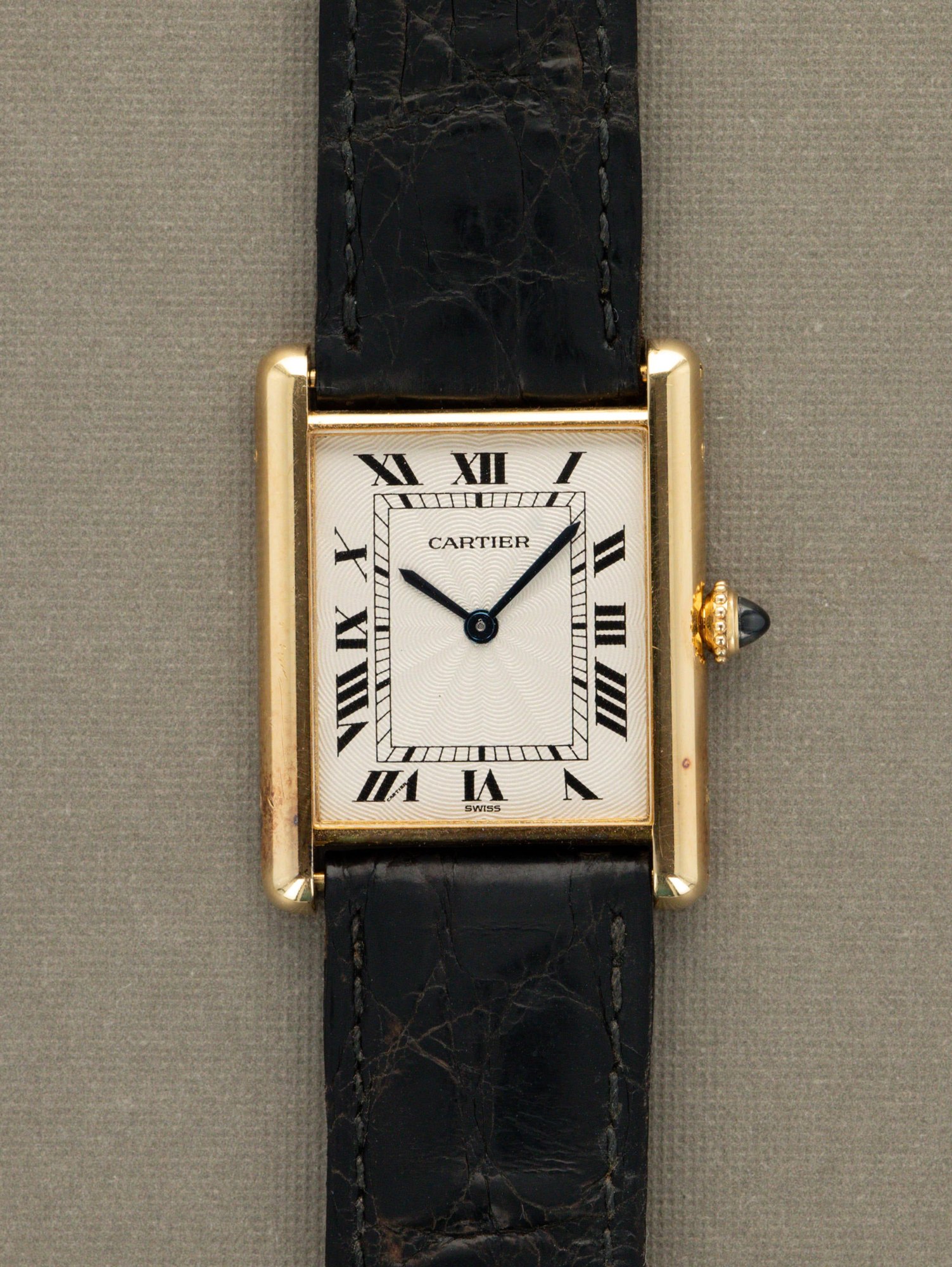 تصویر منبع؛ ساعت مچی Cartier Tank Louis رفرنس 96065 با صفحه گیلوشه
