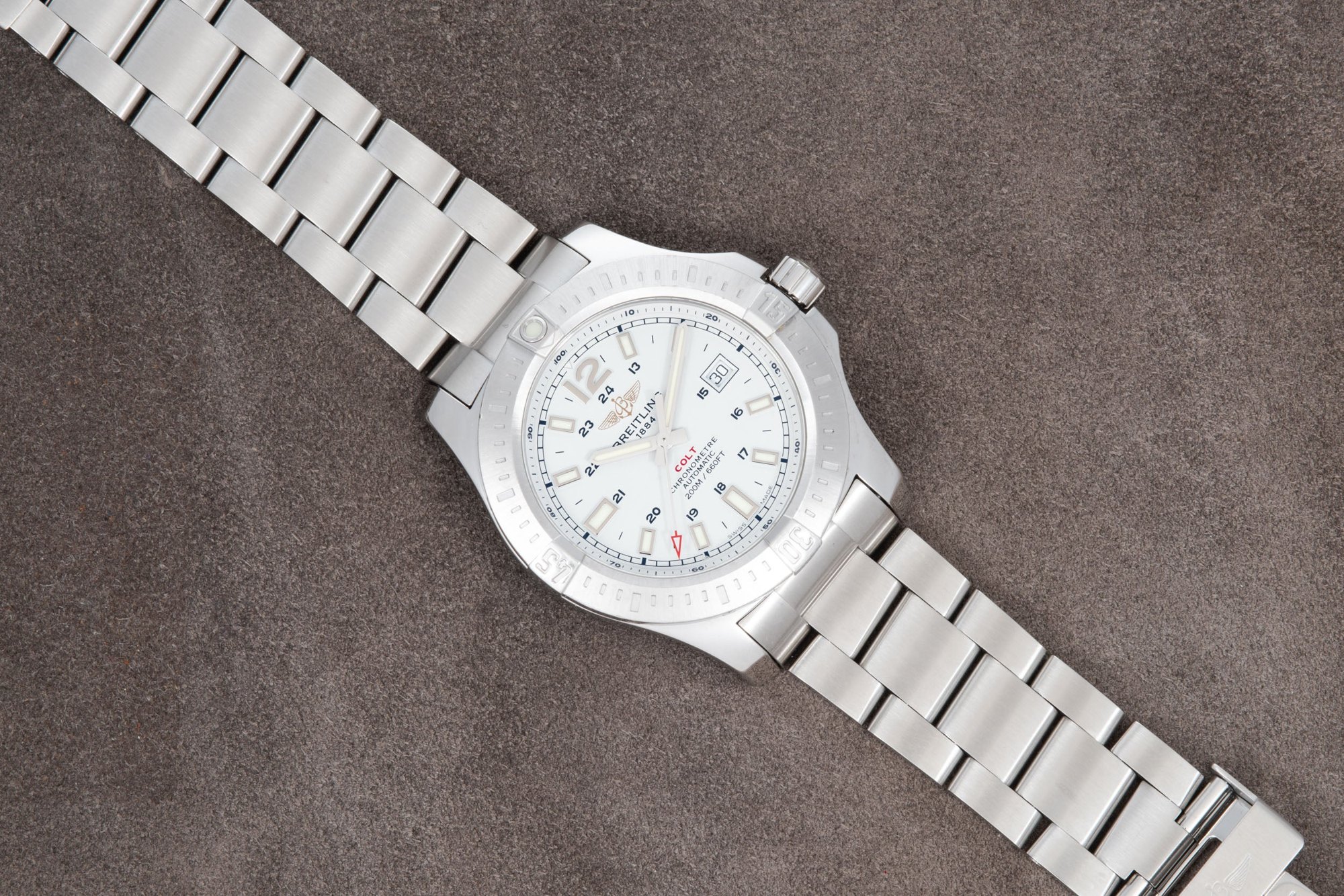 تصویر منبع؛ ساعت مچی Breitling Colt رفرنس A17388