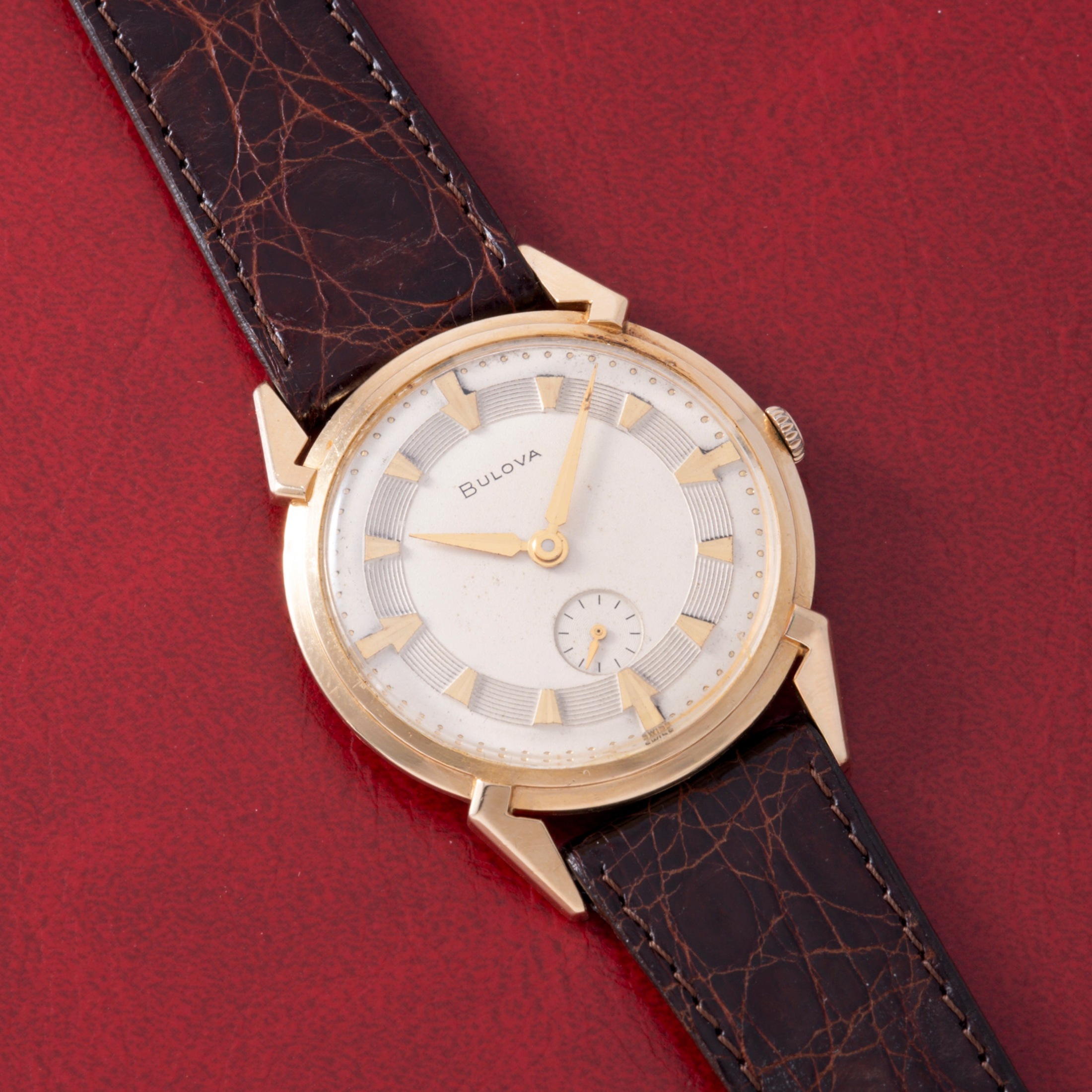 تصویر منبع؛ ساعت مچی Bulova مدل Fancy Lug سال ۱۹۵۹