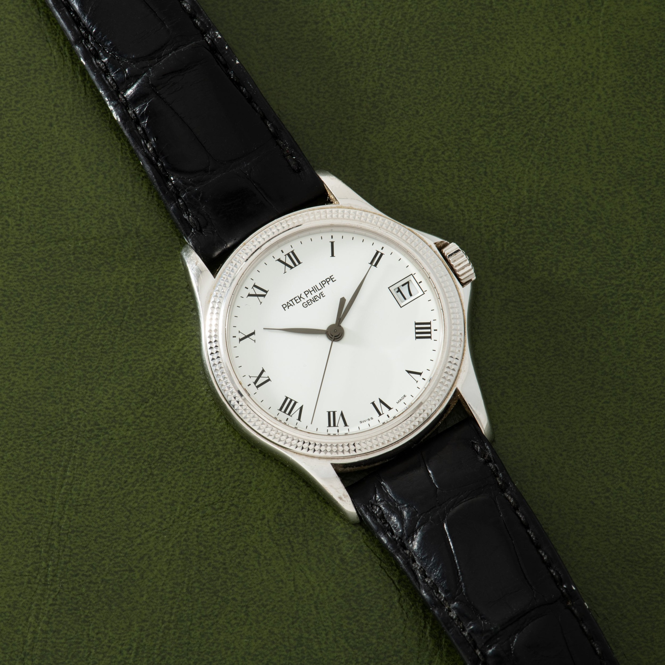 تصویر منبع؛ ساعت مچی Patek Philippe Calatrava Ref. 5117G-001