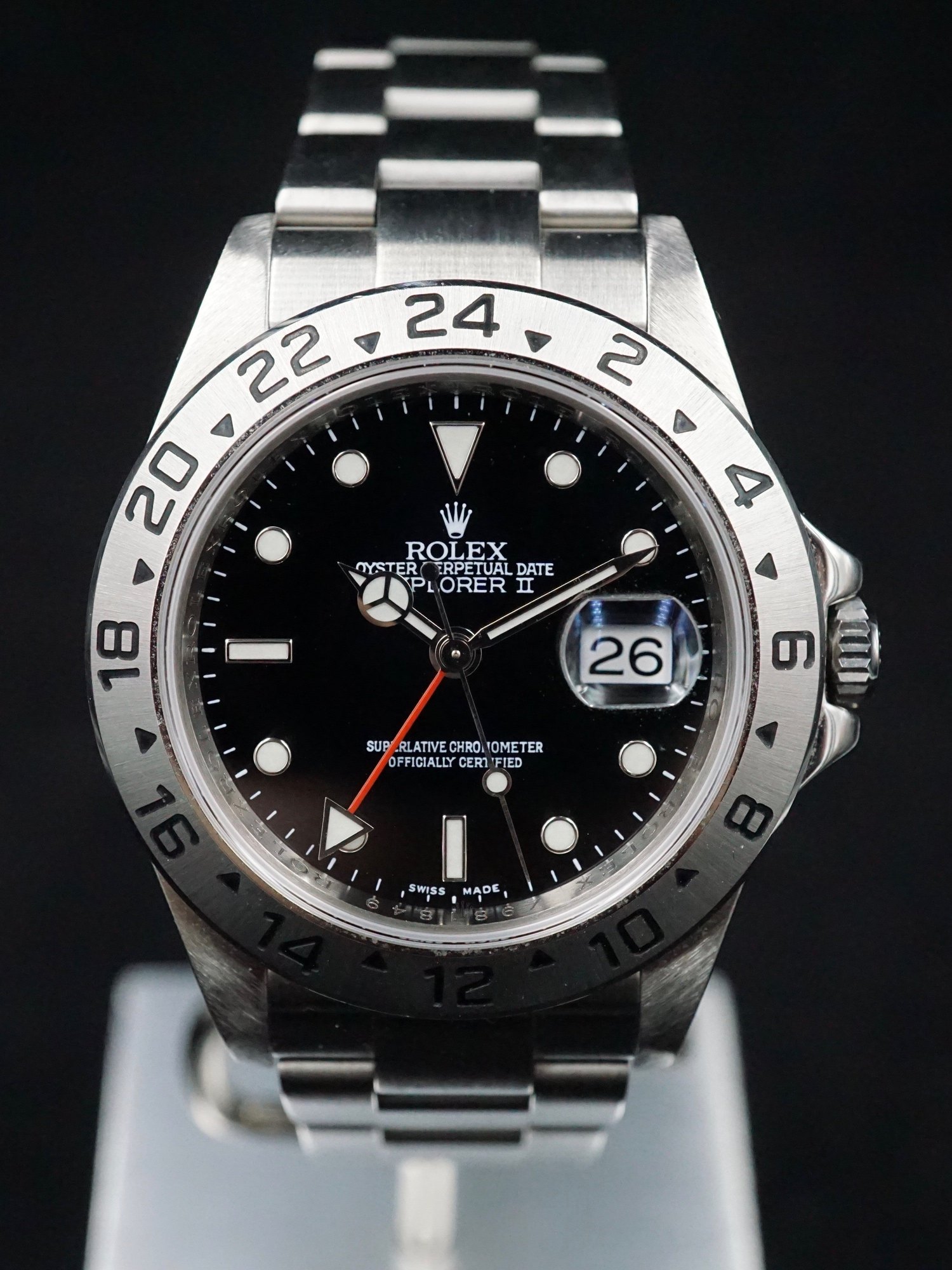 تصویر منبع؛ ساعت مچی Rolex Explorer II مدل Ref. 16570 ساخت ۲۰۰۷