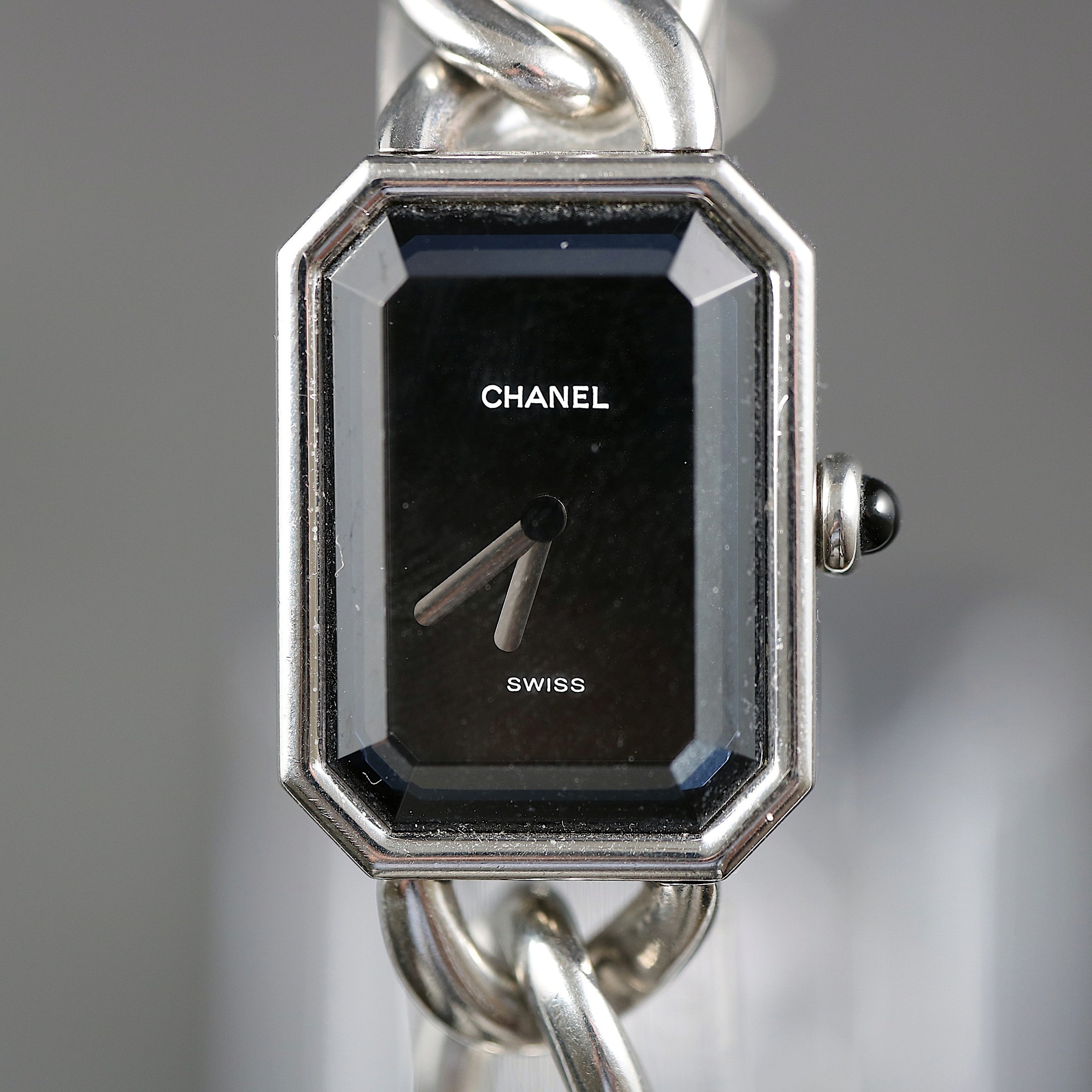تصویر منبع؛ ساعت مچی Chanel Premiere Gourmette رفرنس Q.K.48566