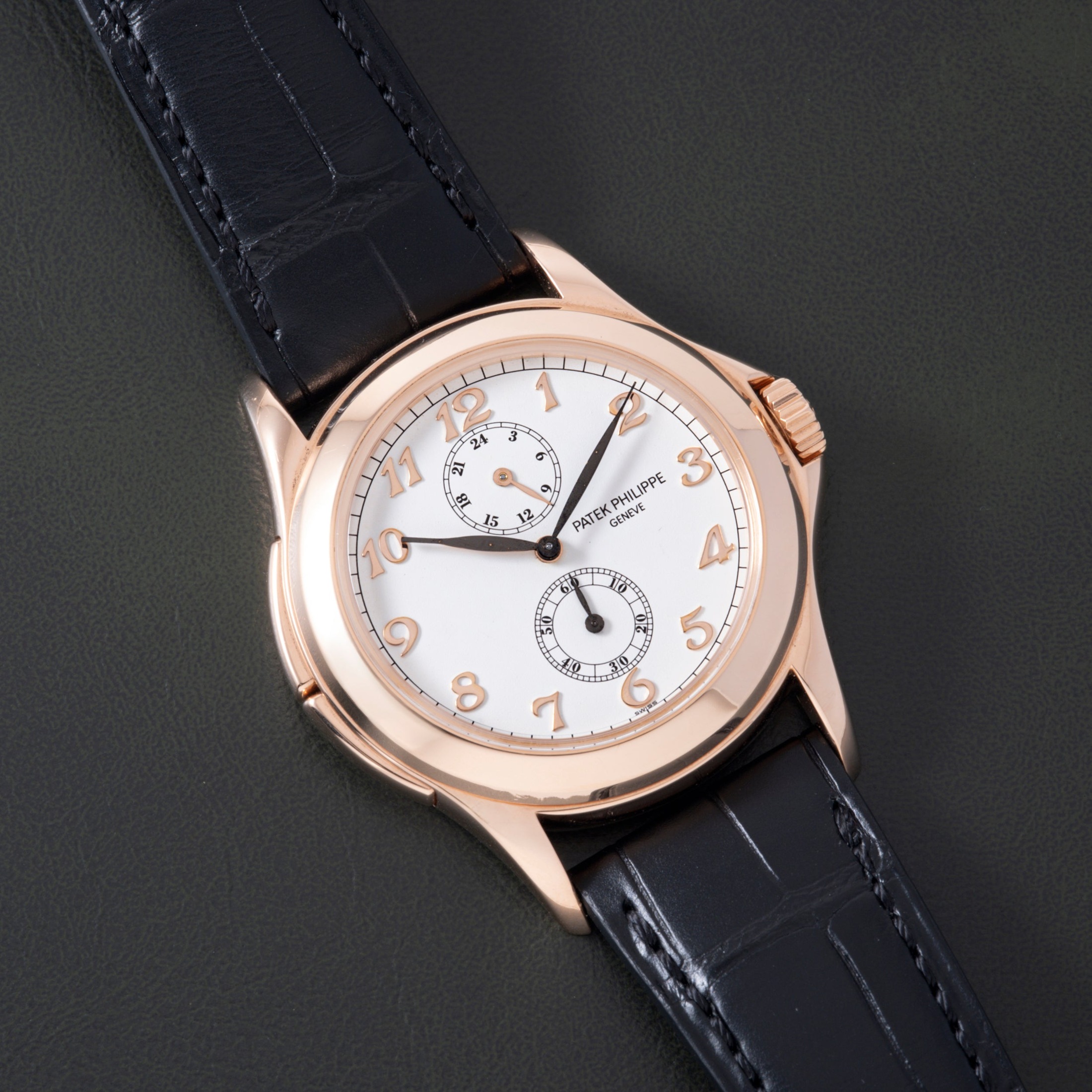 تصویر منبع؛ ساعت Patek Philippe Calatrava Travel Time