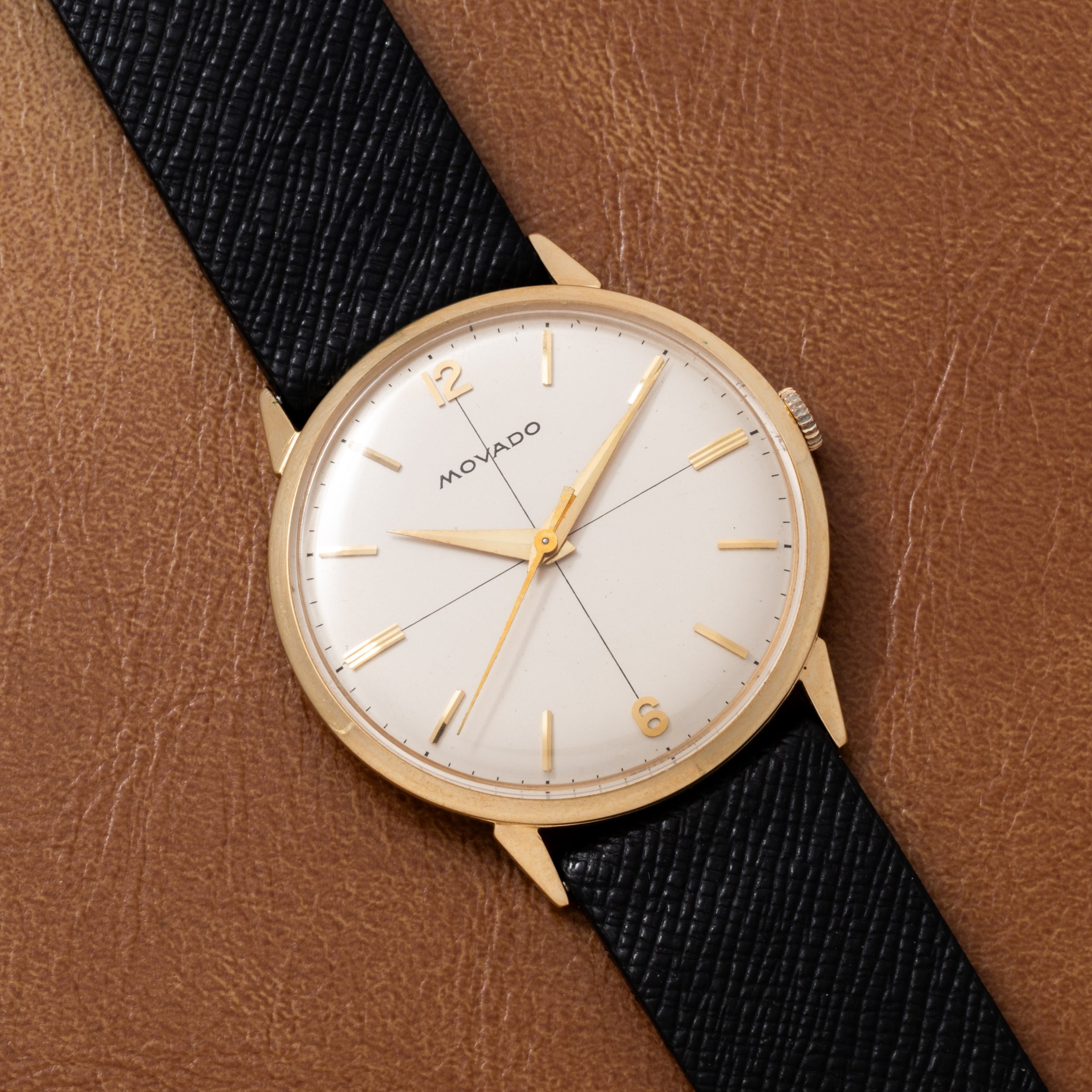 تصویر منبع؛ Movado 'Calatrava'