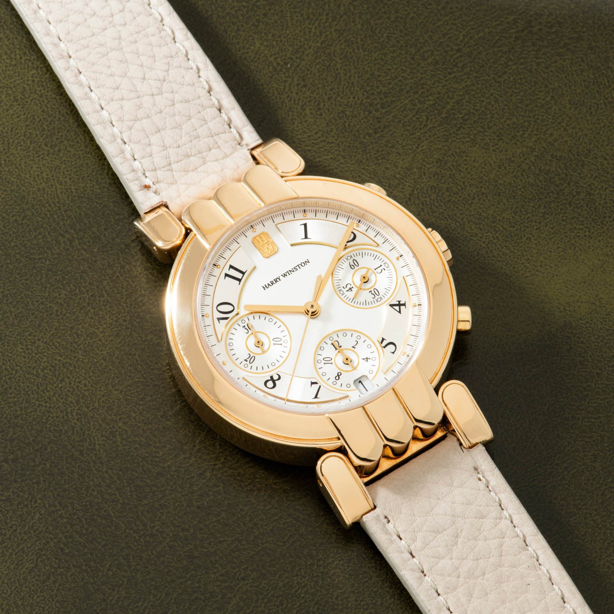 تصویر منبع؛ ساعت مچی کرنوگراف Harry Winston مدل Premier رفرنس 200-MCA37G