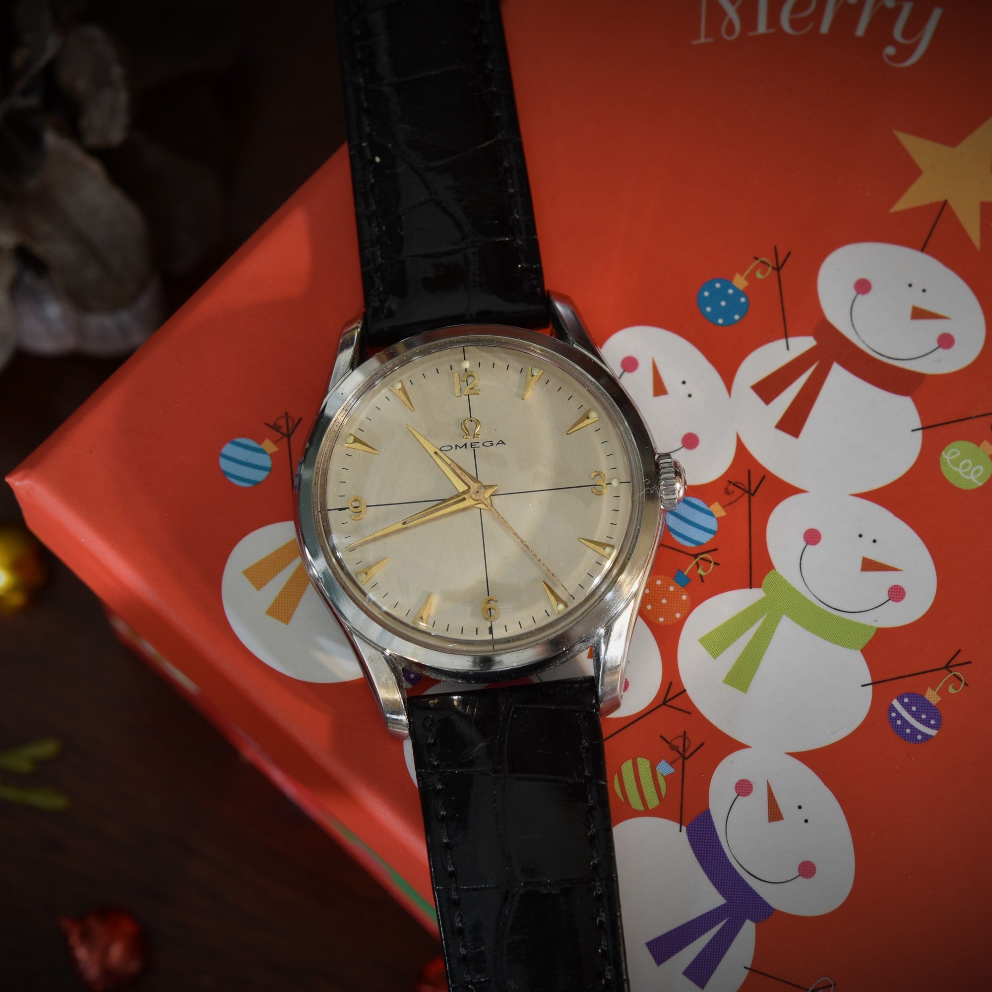 تصویر منبع؛ ساعت مچی وینتیج Omega Rare Oversize کالیبر 283