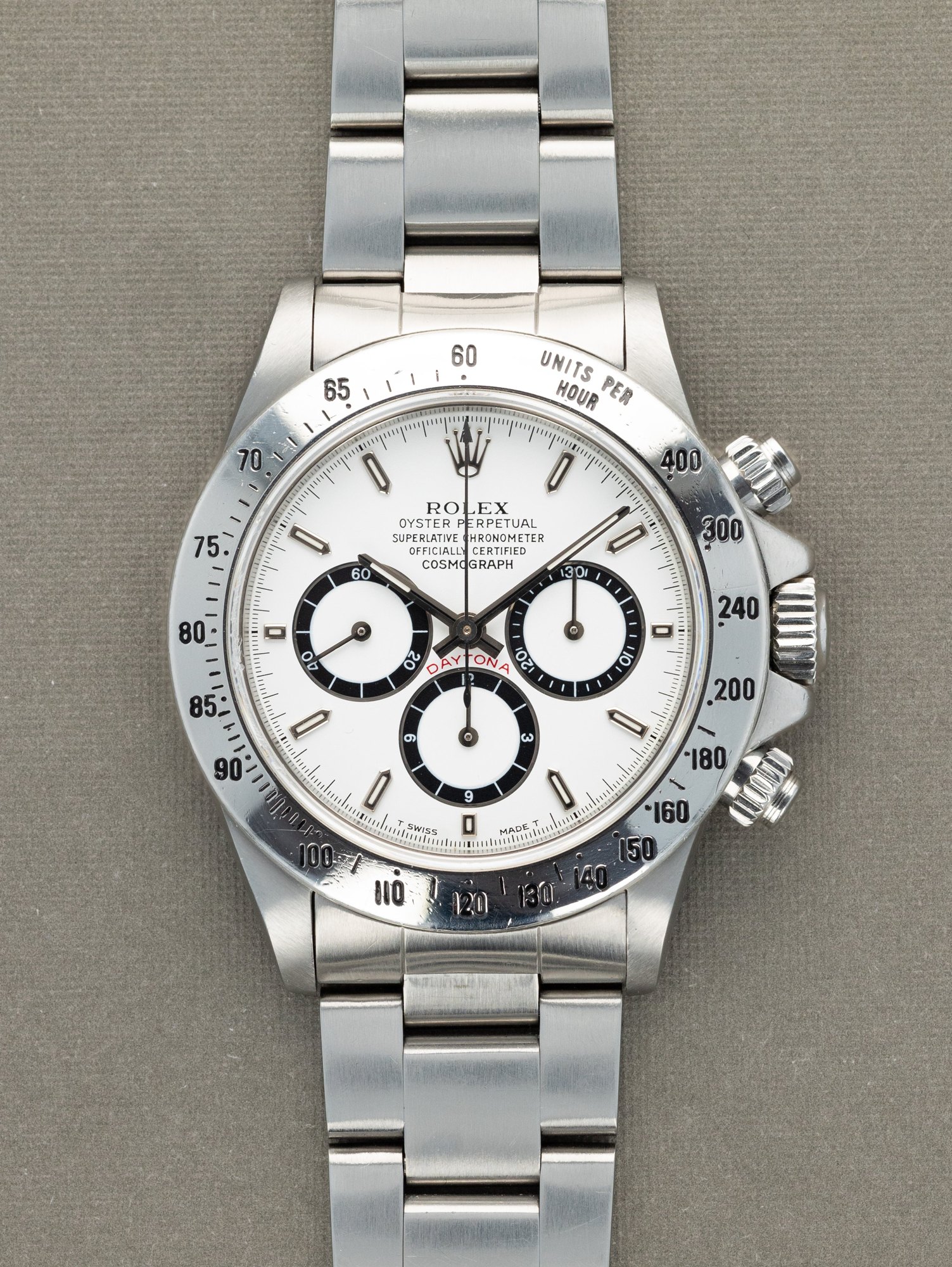 تصویر منبع؛ ساعت مچی رولکس Rolex Daytona Ref. 16520 'Zenith' با صفحه سفید Inverted 6