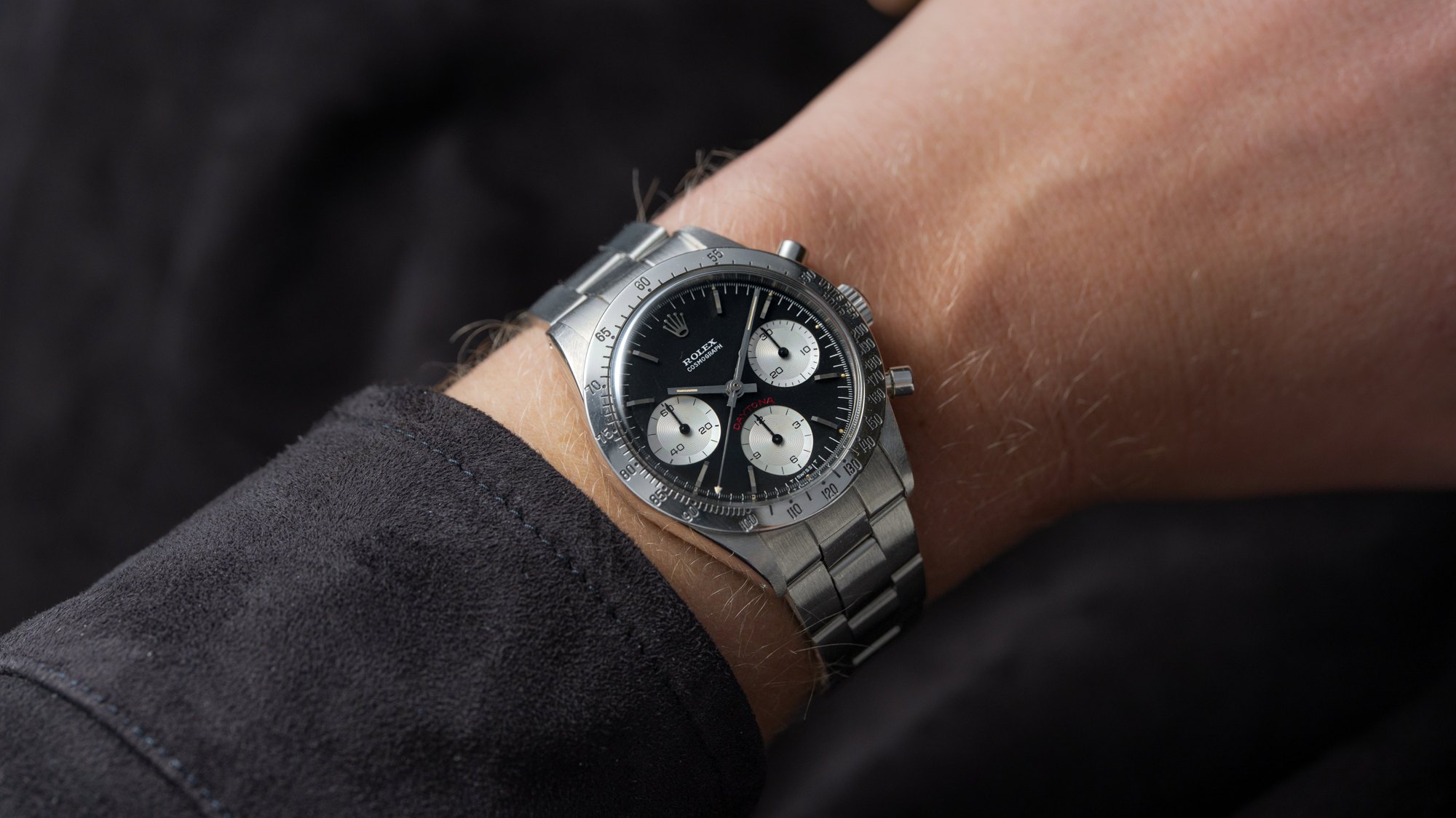 تصویر منبع؛ ساعت مچی کرنوگراف Rolex Daytona رفرنس 6239 با صفحه Cherry Red از جنس فولاد