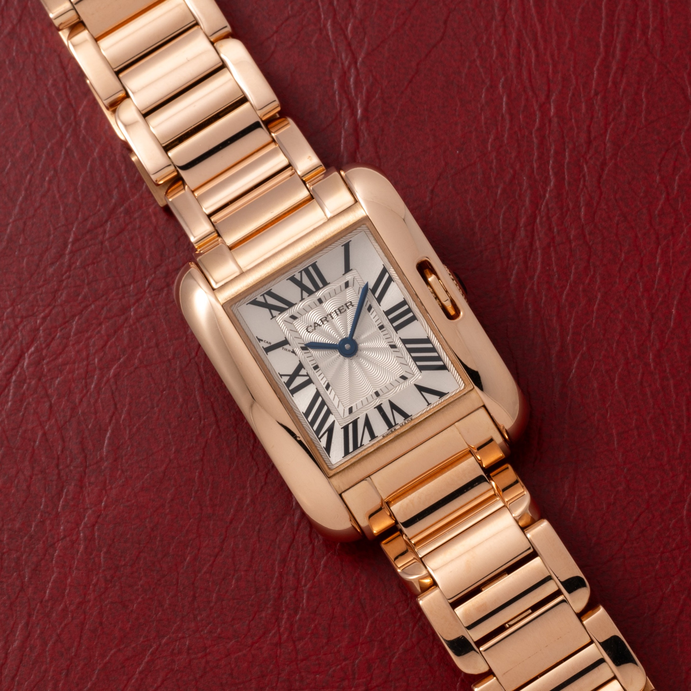 تصویر منبع؛ ساعت مچی Cartier Tank Anglaise Small