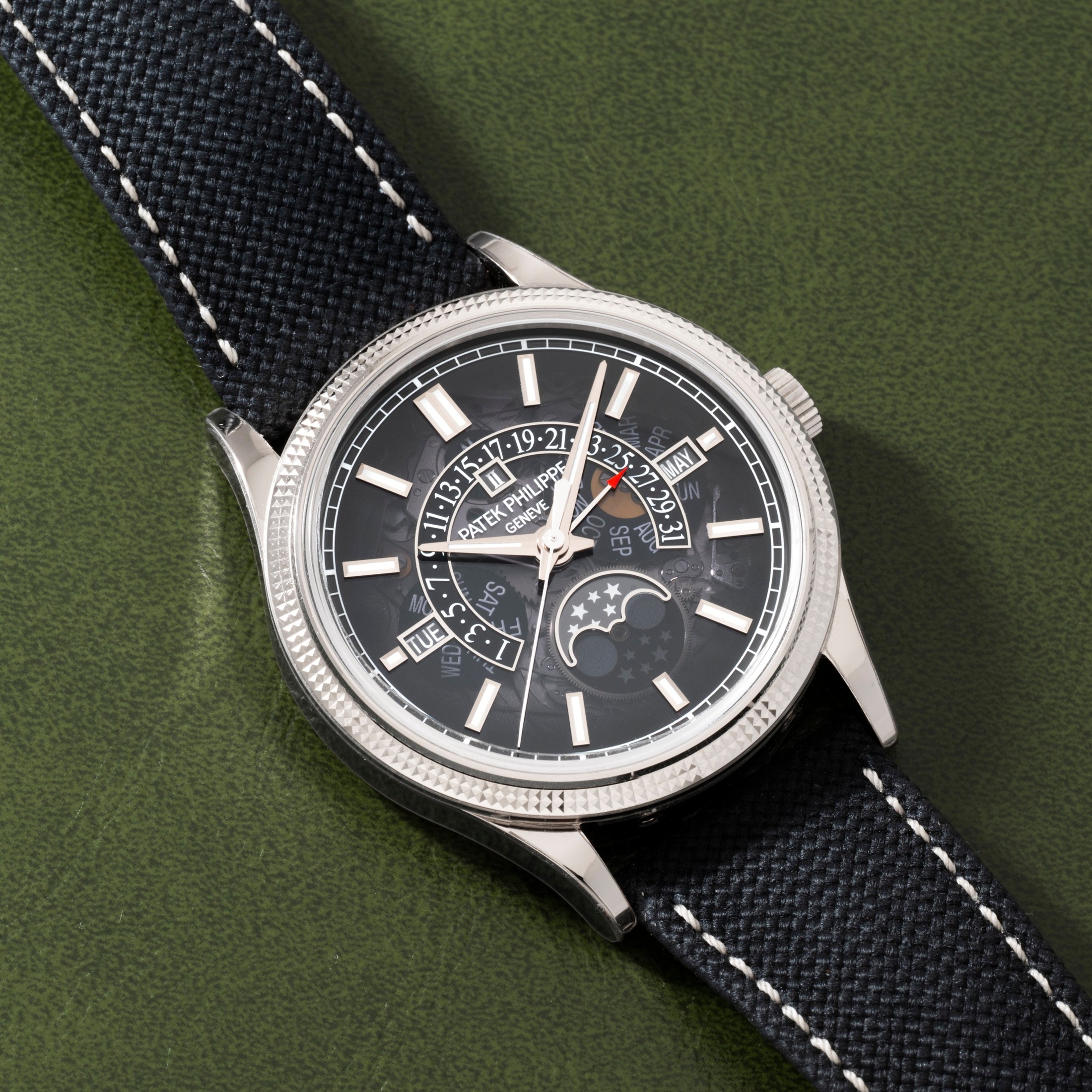تصویر منبع؛ Patek Philippe Grand Complication Reference 6159G-001