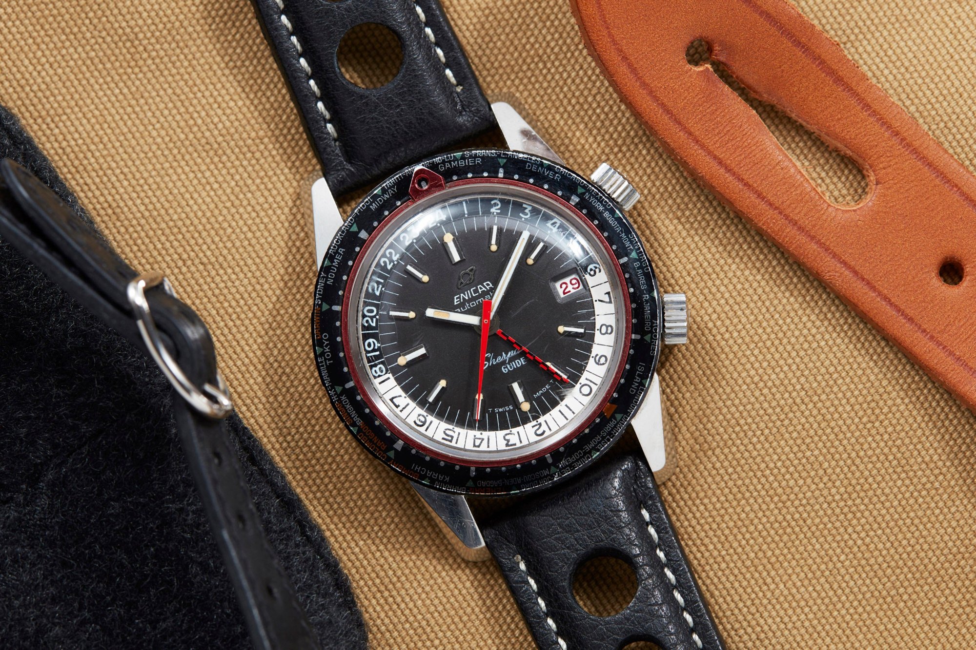تصویر منبع؛ ساعت مچی وینتیج Enicar Sherpa Guide 600 GMT مارک III