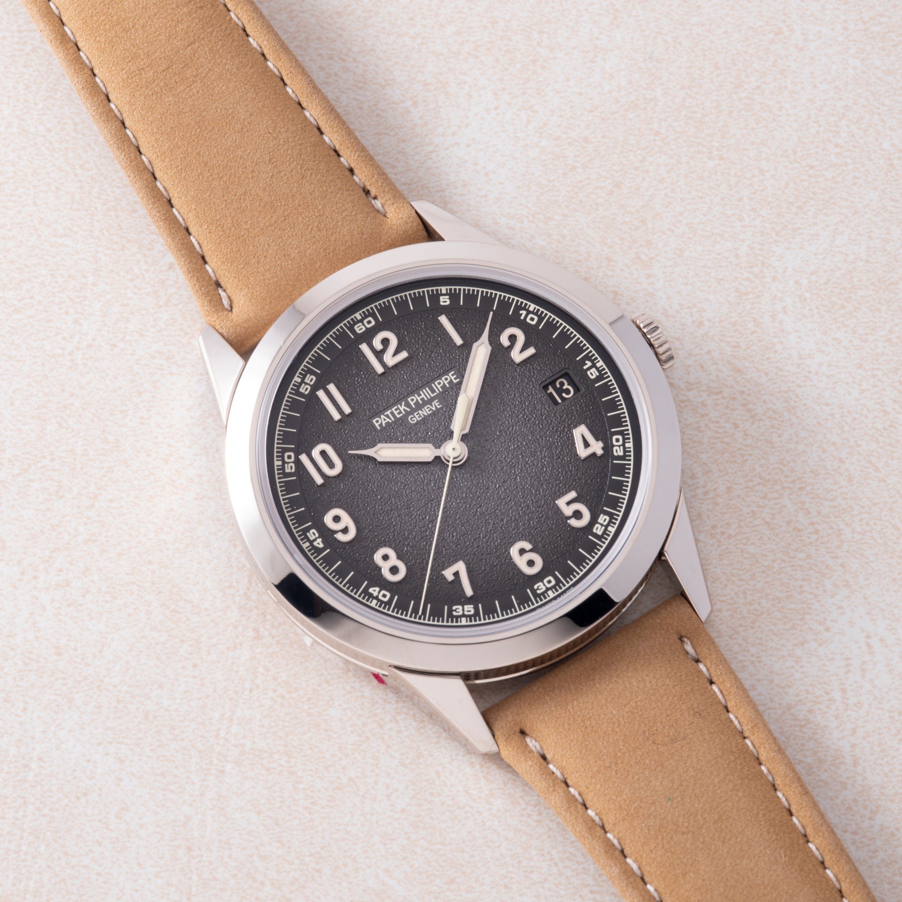 تصویر منبع؛ ساعت مچی Patek Philippe Calatrava رفرنس 5226G-001