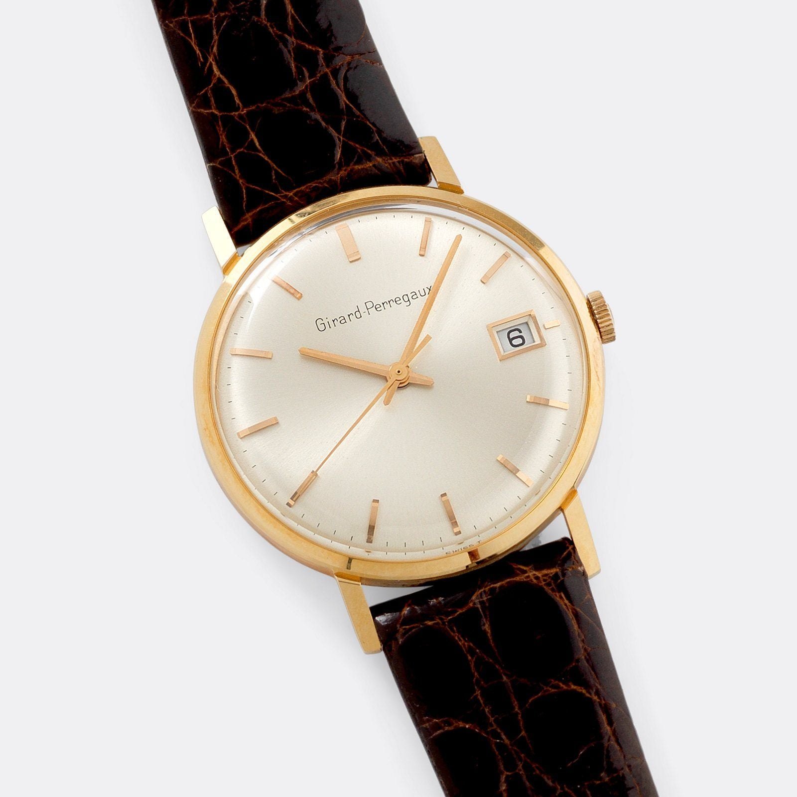 تصویر منبع؛ ساعت مچی رسمی Girard-Perregaux طلای ۱۸ عیار با جعبه و اوراق