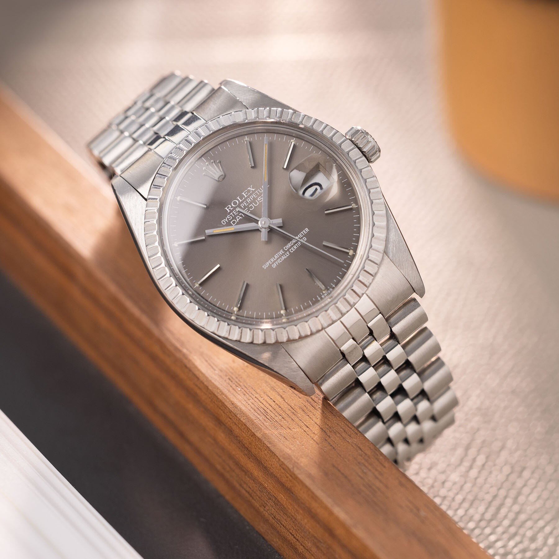 تصویر منبع؛ ساعت مچی Rolex Datejust 16030 با صفحه بادمجانی