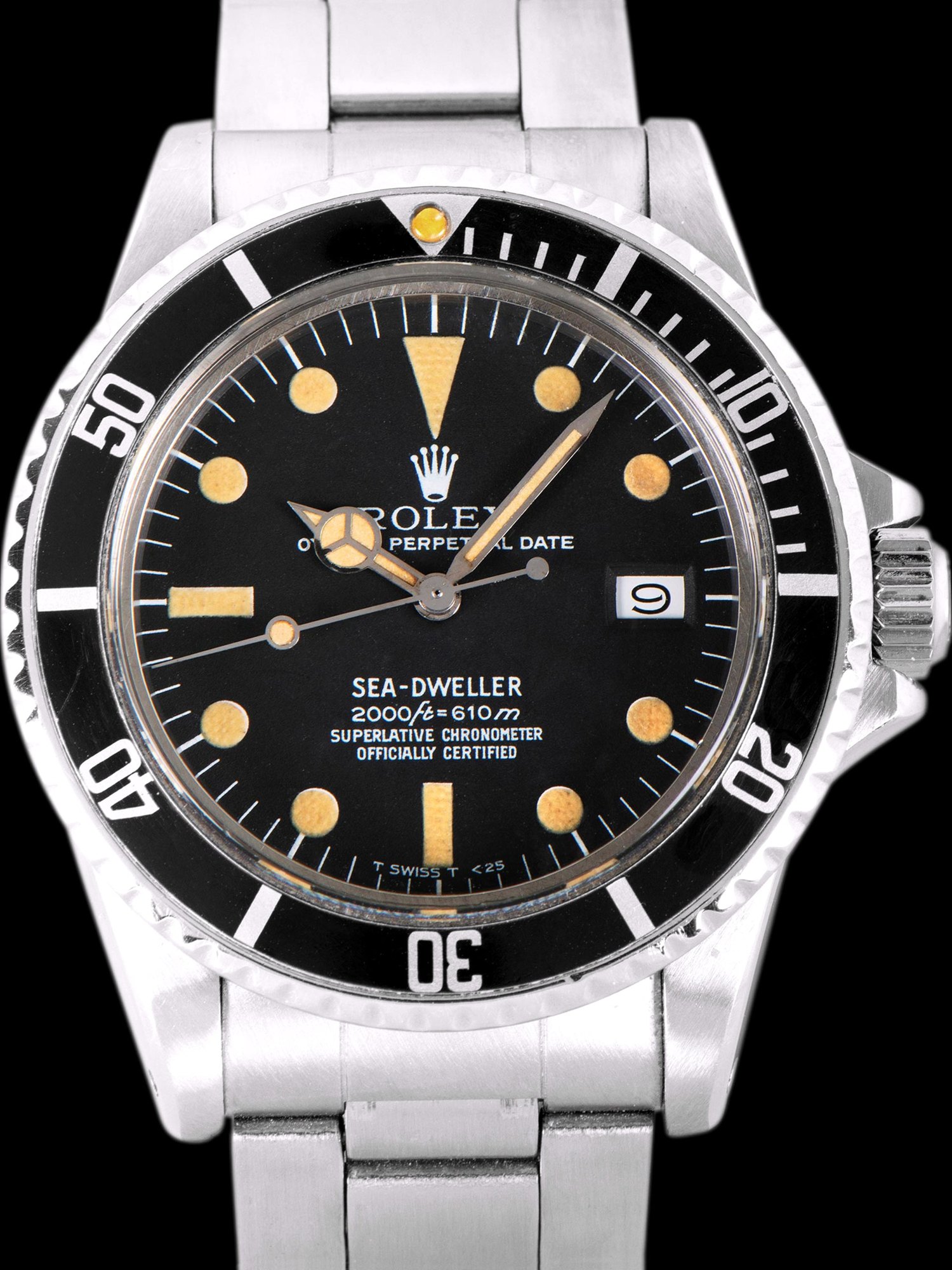 تصویر منبع؛ ساعت مچی Rolex Sea-Dweller 1665 مدل Great White با صفحه Rail Dial سال ۱۹۷۷