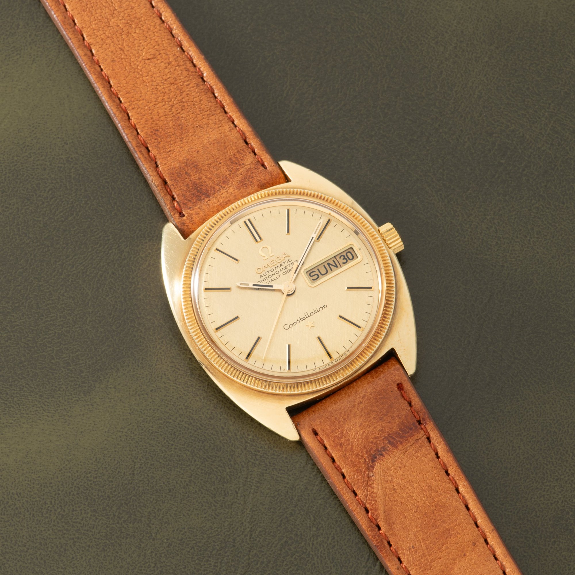 تصویر منبع؛ ساعت مچی وینتیج Omega Constellation Day Date رفرنس 168.019