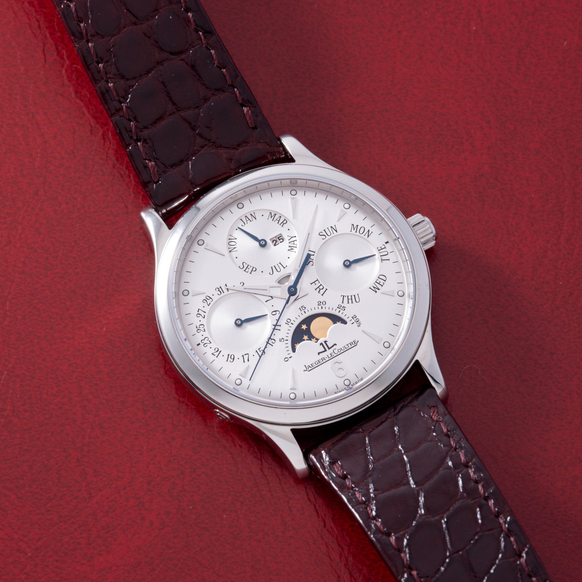 تصویر منبع؛ ساعت مچی Jaeger-LeCoultre مدل Master Control Perpetual Calendar