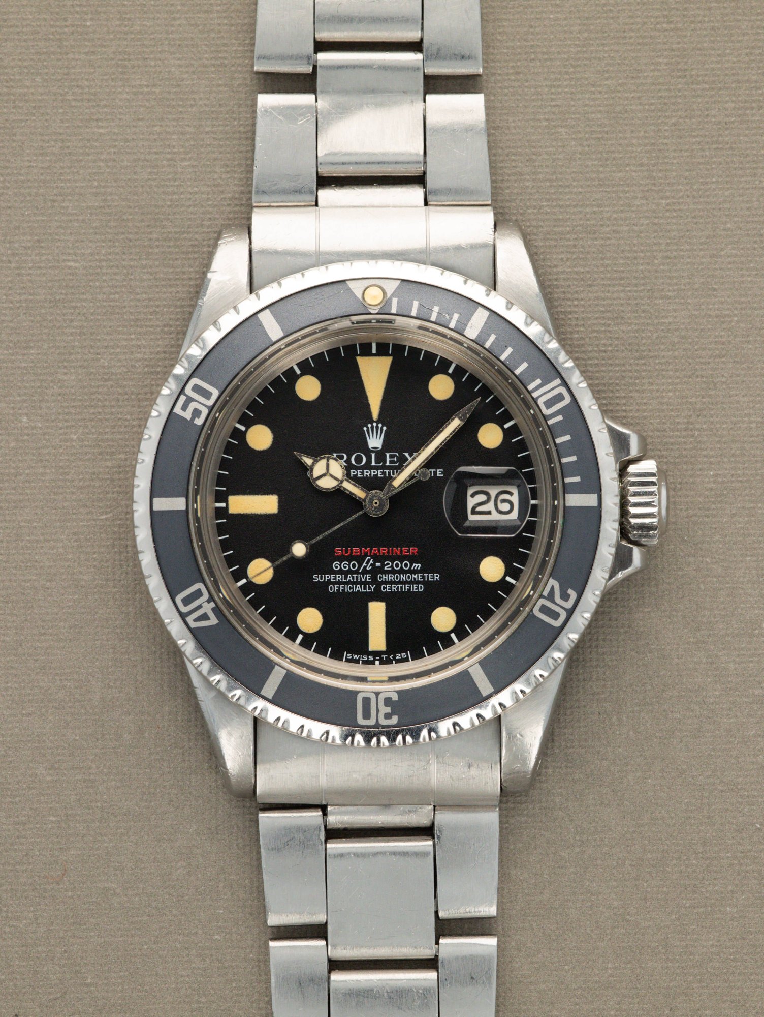 تصویر منبع؛ ساعت مچی Rolex Submariner Date رفرنس 1680 معروف به Red Sub