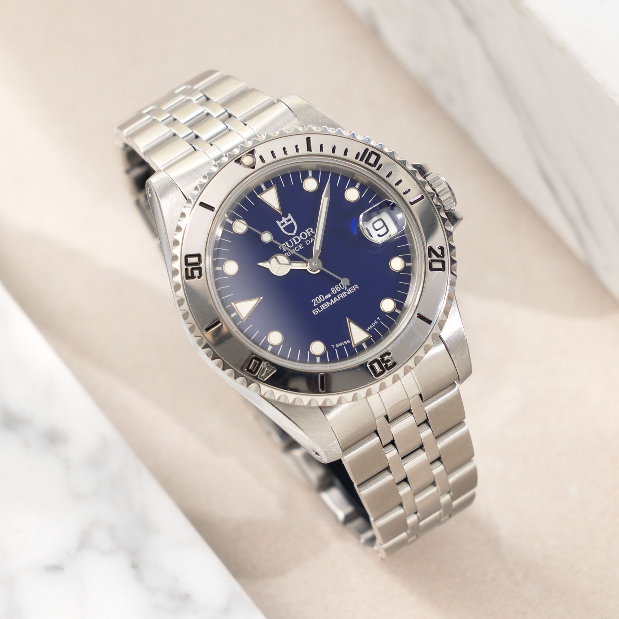 تصویر منبع؛ ساعت مچی غواصی Tudor Submariner Blue Dial مدل رفرنس 75190