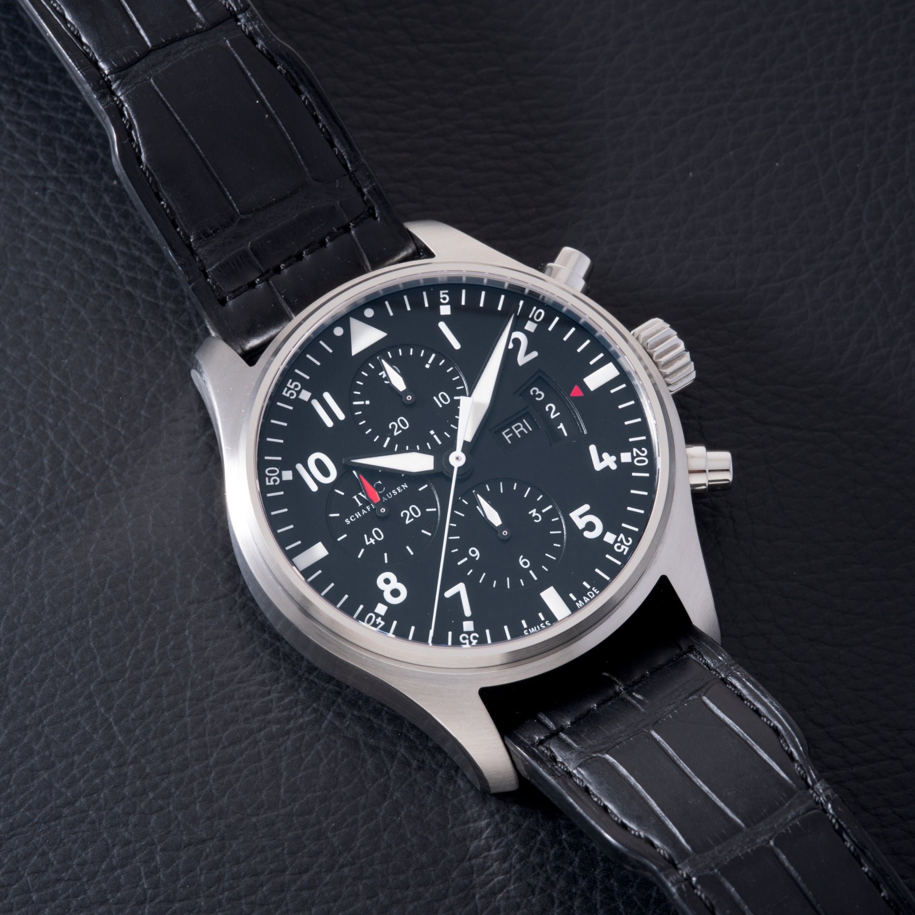 تصویر منبع؛ ساعت مچی کرنوگراف خلبانی IWC مدل Pilot’s Watch Chronograph رفرنس IW377701