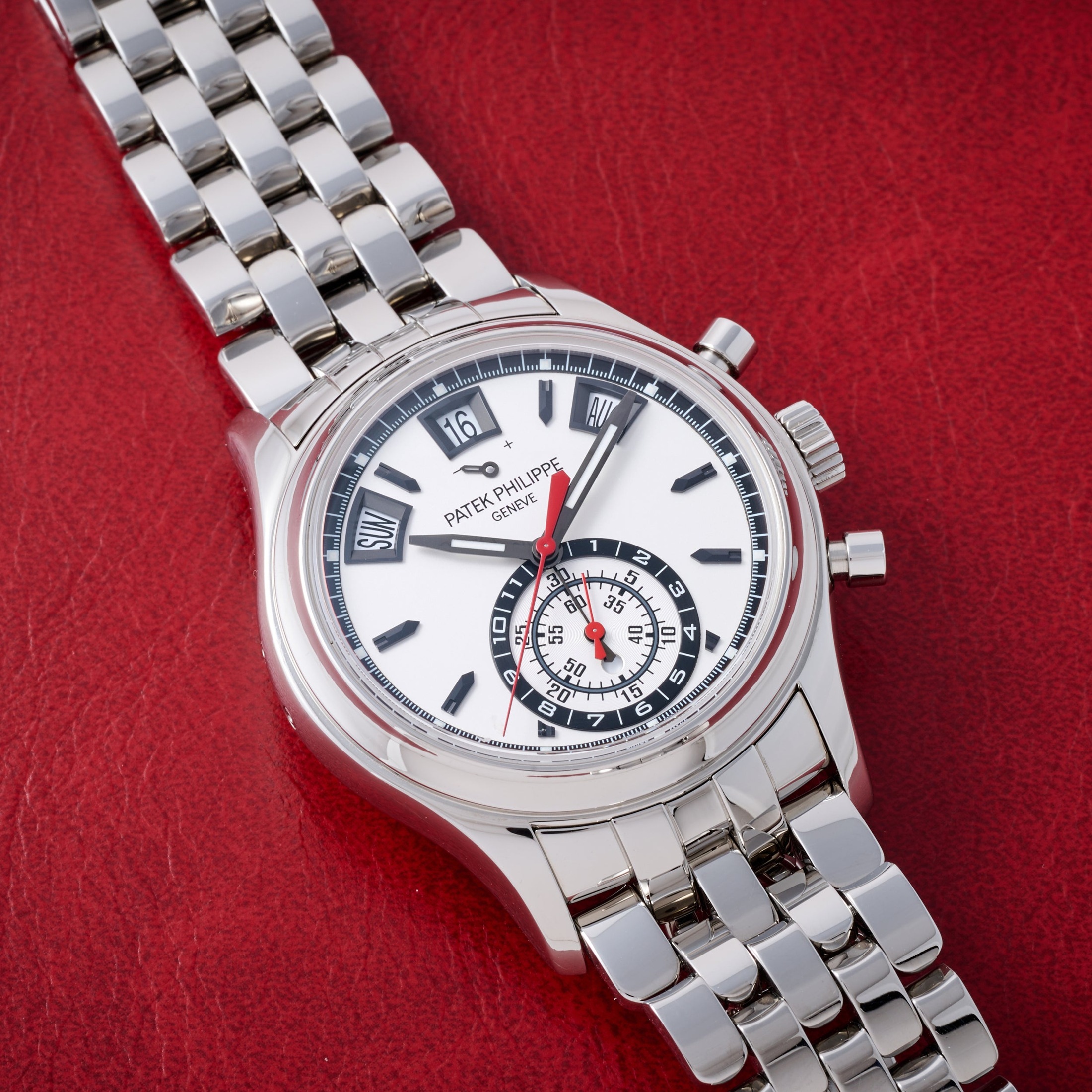تصویر منبع؛ ساعت مچی Patek Philippe Annual Calendar Flyback Chronograph 5960/1A-001