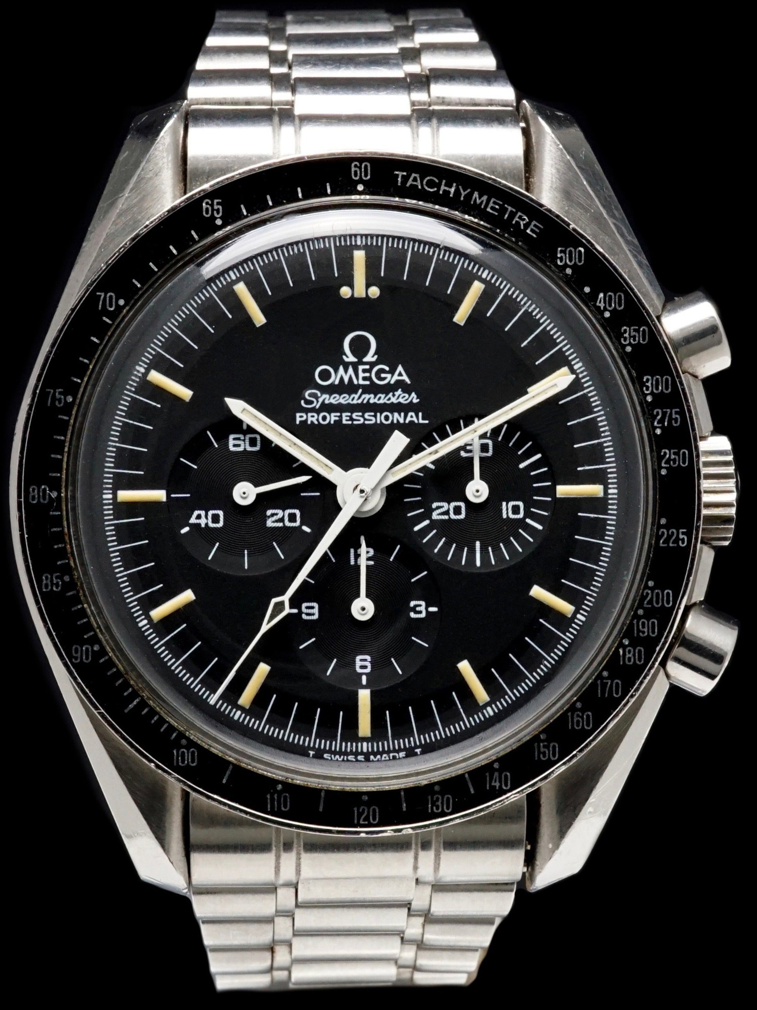 تصویر منبع؛ ساعت مچی OMEGA Speedmaster Professional رفرنس 145.022